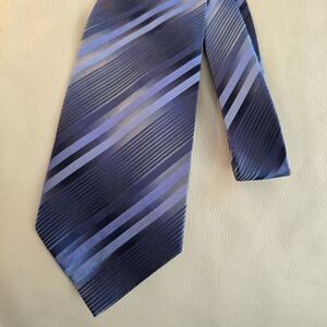 Axist Essentials Blue Striped Men's Silk Necktie Tie
